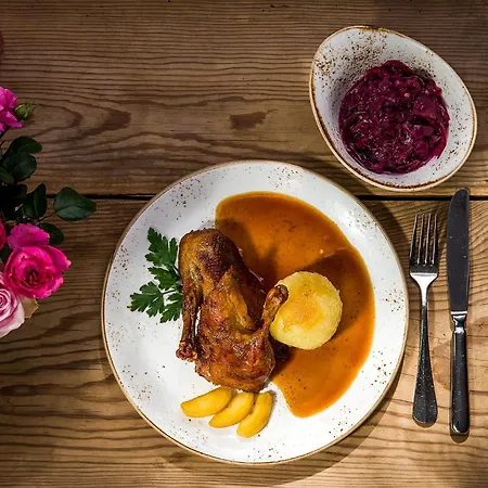 Bauer Und Restaurant 4*