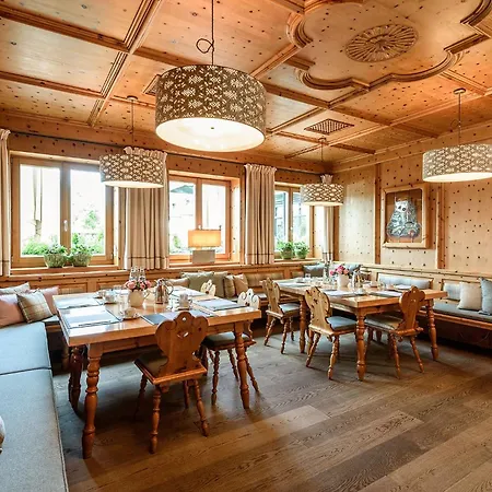 Bauer Und Restaurant Hotel