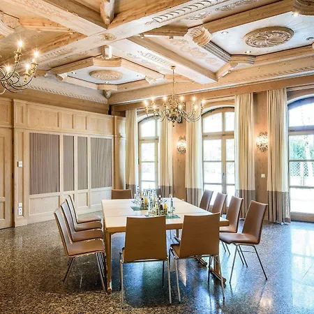 Bauer Und Restaurant 4* פלדקירכן