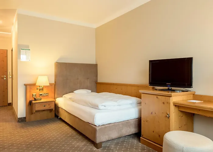 Bauer Und Restaurant 4*