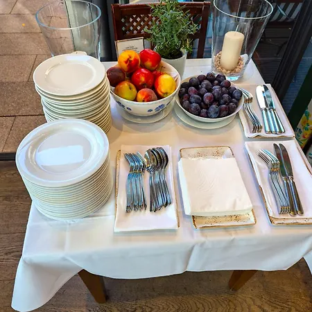 Bauer Und Restaurant Hotel 4*