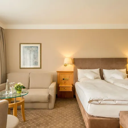 Bauer Und Restaurant 4*