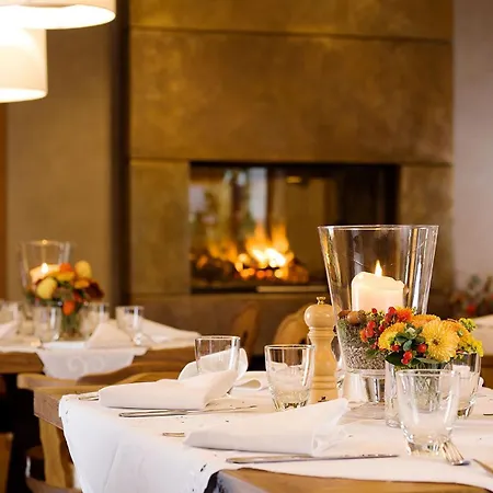 Ξενοδοχείο Bauer Und Restaurant 4*