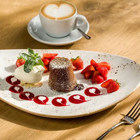 Bauer Und Restaurant Ξενοδοχείο
