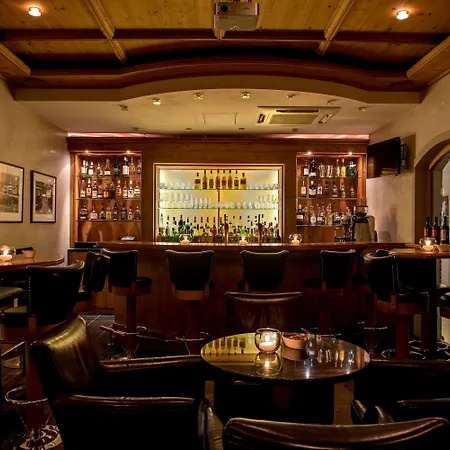 Ξενοδοχείο Bauer Und Restaurant Φελντκίρχεν