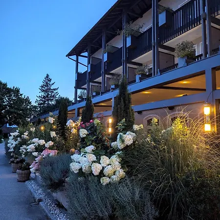 Bauer Und Restaurant 4*