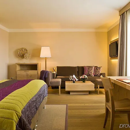 Bauer Und Restaurant Hotel 4*