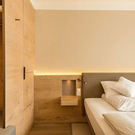 Bauer Und Restaurant 4*