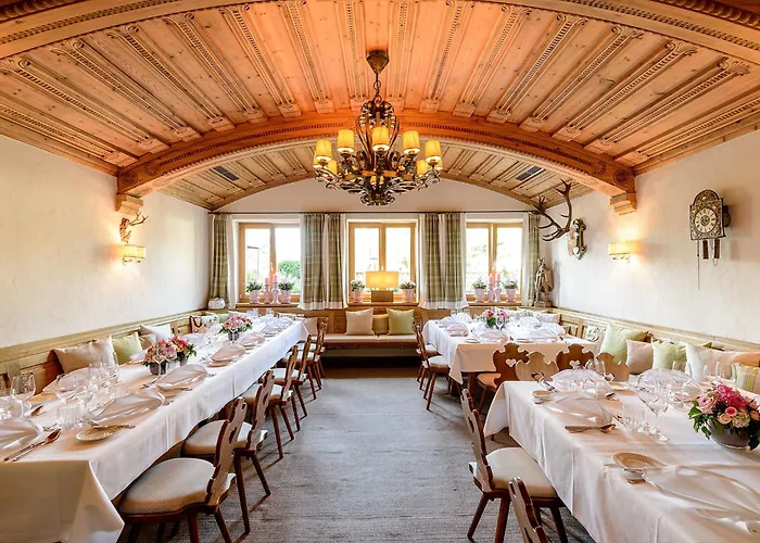 Hotel Bauer Und Restaurant Feldkirchen (Upper Bavaria)